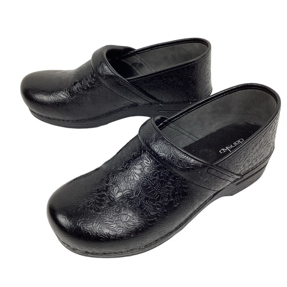 Dansko Professional Tooled Leather Clogs Black - Picture 12 of 12